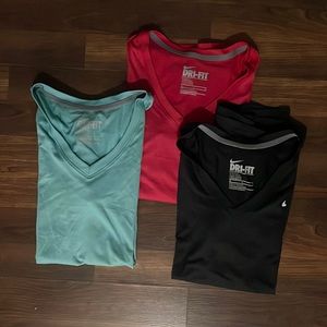 Nike Dri-Fit V-Neck Shirt